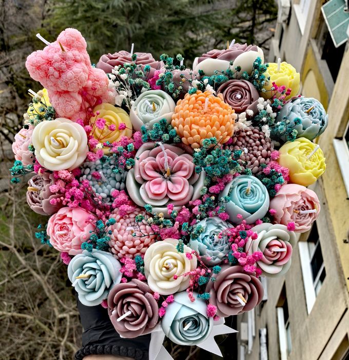 Букети от соеви свещи