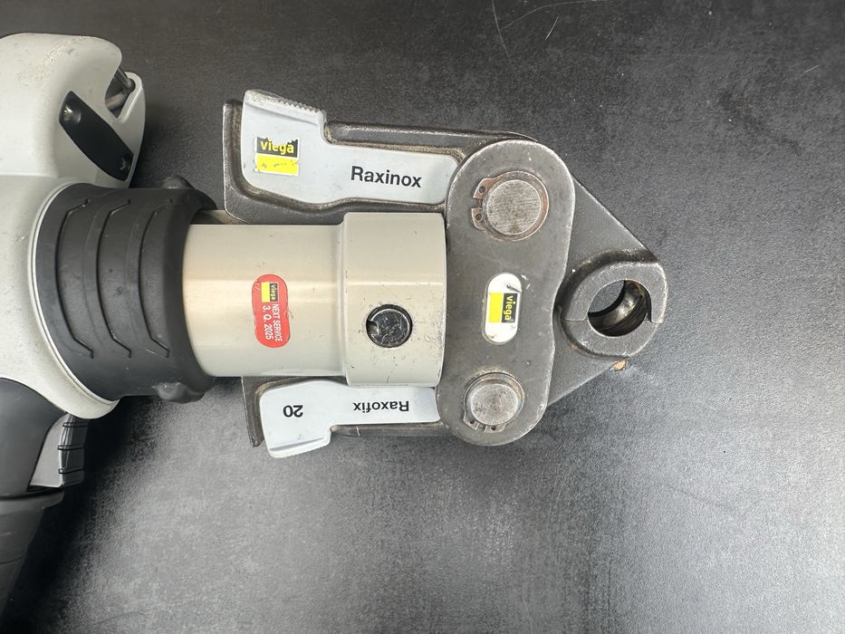 Акомулаторна машина за пресоване Viega Pressgun 6 plus