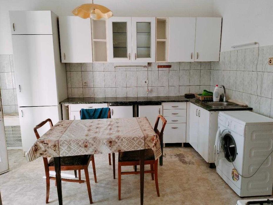 Casă de vânzare 3 camare pe un teren de 1130 m.p.