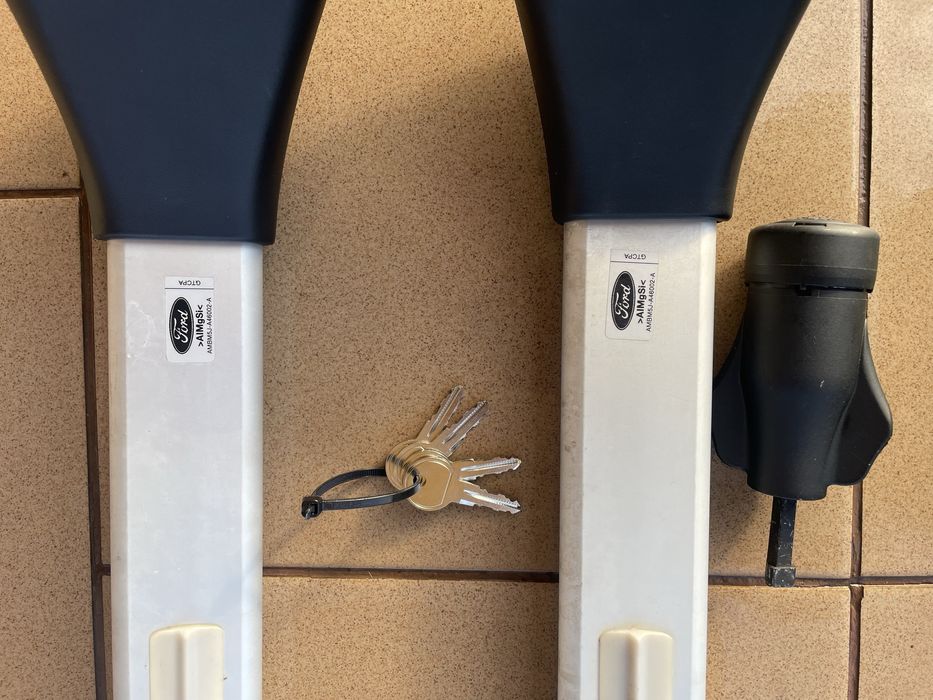 Bari portbagaj transversale Ford Focus 3