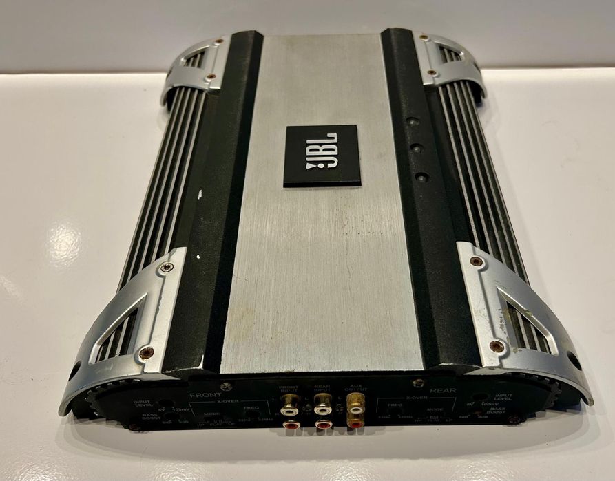 Amplificator statie auto Jbl cs60.4