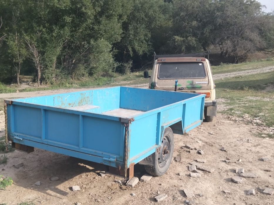 Продам ниву с прицепом