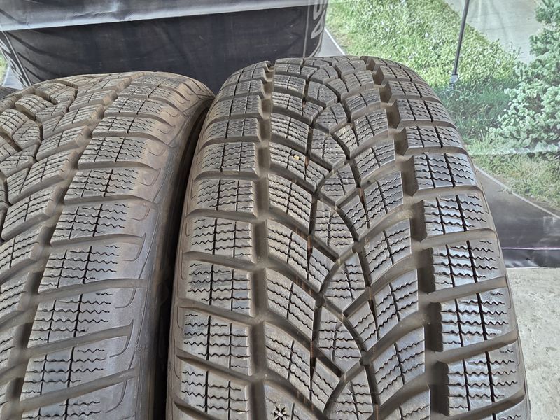 235/60/18 GOODYEAR 4бр