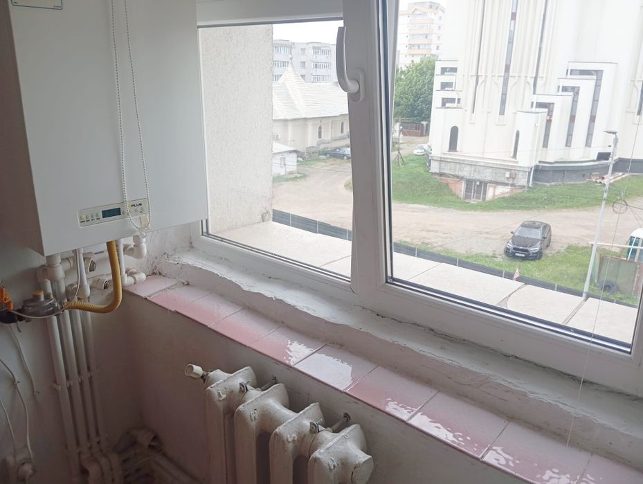 Inchiriez garsoniera zona Catedralai cu centrala proprie