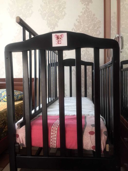 Детский кровать .