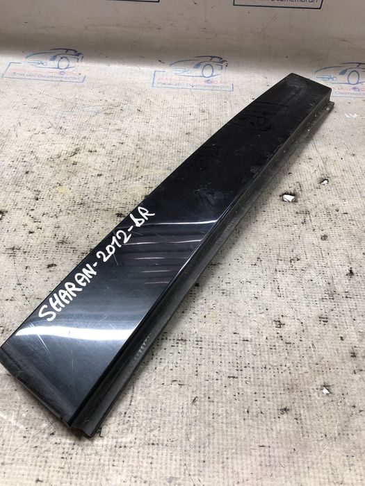 Ornament portiera dreapta spate  Volkswagen Sharan 2012