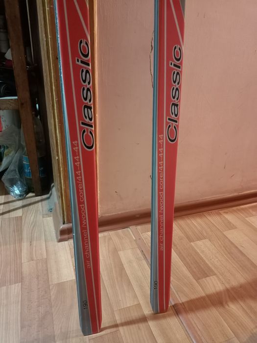 Лыжи беговые комплект