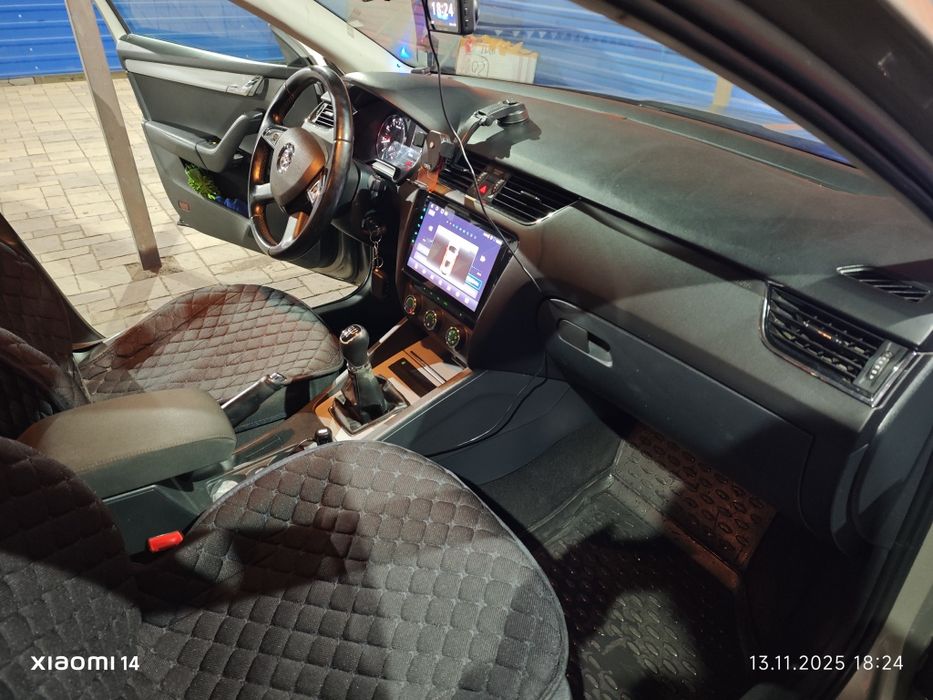 Автомобиль Шкода