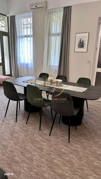 Ultracentral, Ferdinand | Studio elegant 70 mp | Tavane înalte | AC