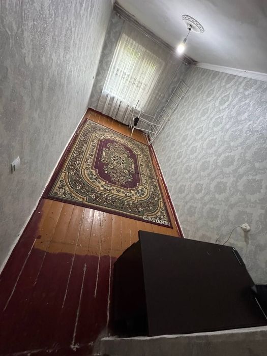 ПРОДАЕТСЯ Чирчик ш. Ок ковок кирпичный дом 3/3/4 65 м²