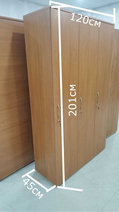 Гардеробна , гардероби за съблекалня 4 - 5 и 6 крила