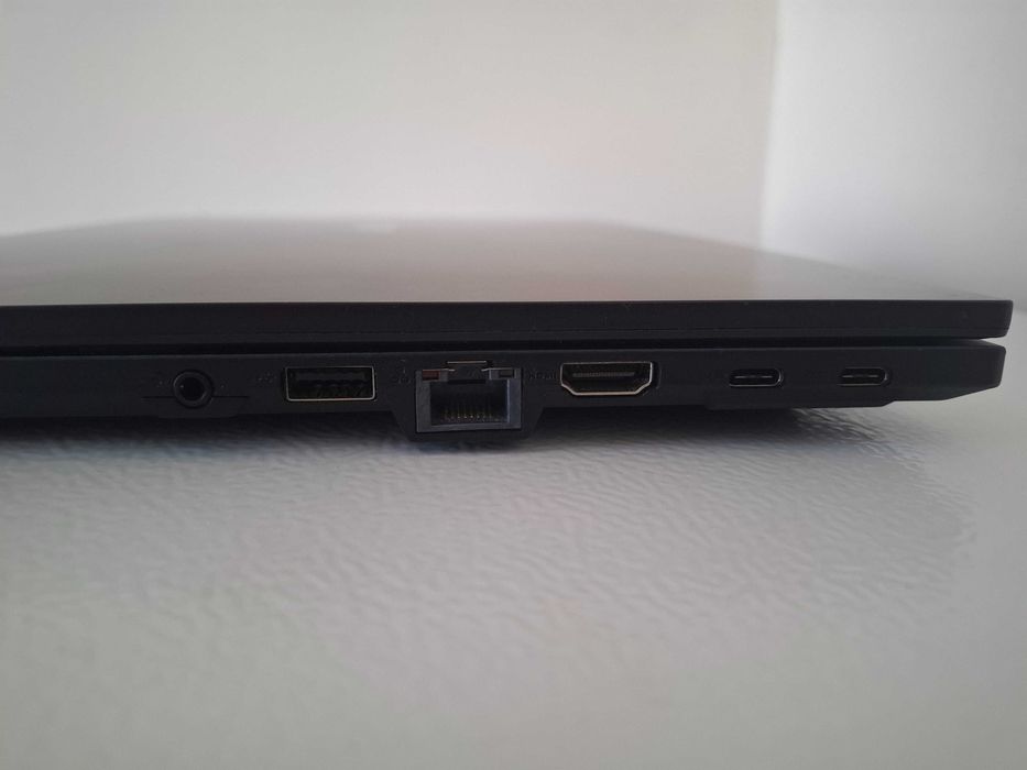 Asus expertbook i5