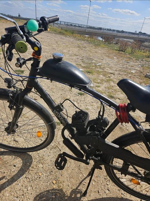 Vand sau Schimb bicicleta cu motor pe trotineta electrica sau moped