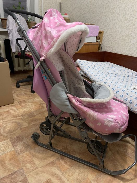 Продам санки детские