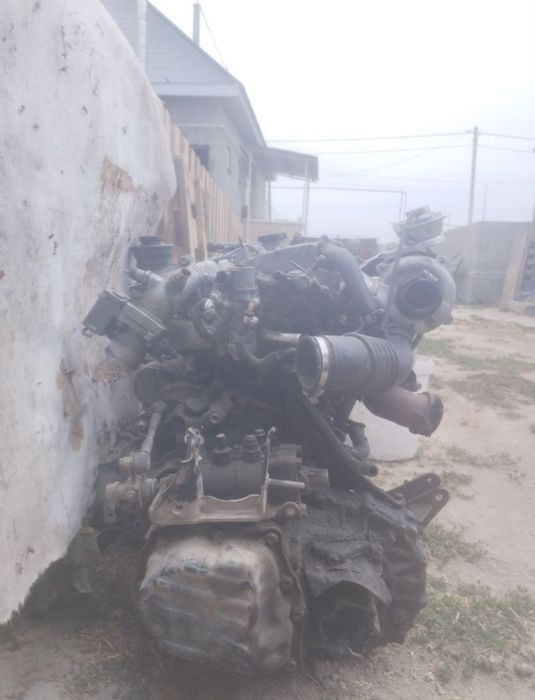 Tayota Avensis verso двигатель продается