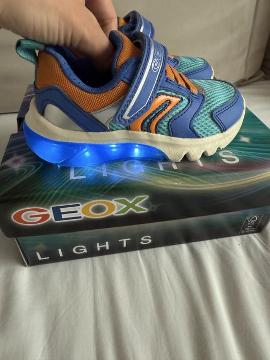 Geox lights masura 25 in stare foarte buna