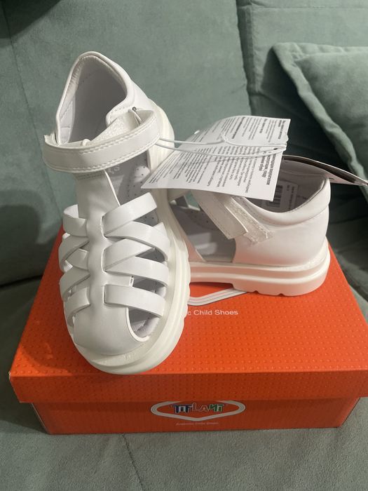 Босоножки для девочки