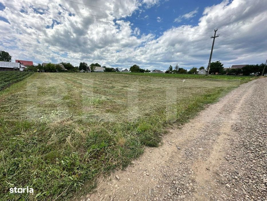 Teren Intravilan, pretabil casa, 2000 mp, zona Moara Carp