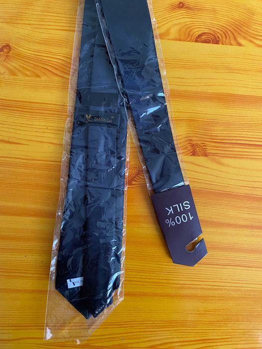 Нови вратовръзки от естествена коприна