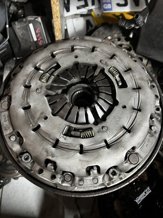 Volanta bmw f10 f11 f20 f21 f30 f31 e90 e91 2.0d n47 184cp