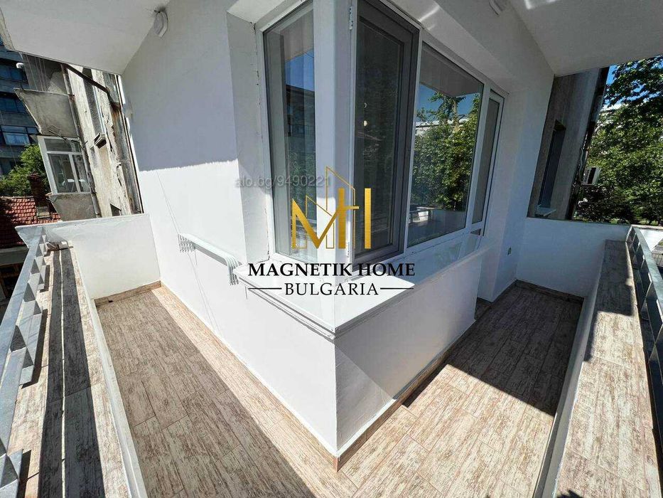 Дава се под наем Тристаен апартамент в Бургас, Център - 80 кв.м за 714 € - Снимка #13