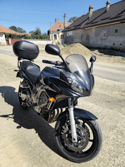 Vând motocicletă Yamaha Fz 6