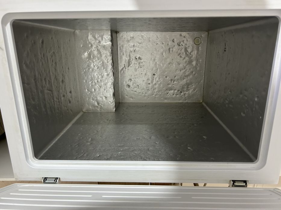 Продаётся морозильная камера DAUSCHER DCF-210Q.