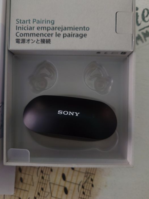 Без жични слушалки SONY