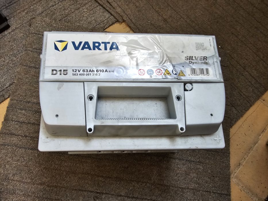 Акумулатори Bosch  74Ah, Varta 63Ah, Vega 95Ah,  Levo 65Ah