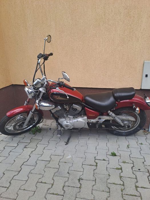 Motocicleta Yamaha Virago