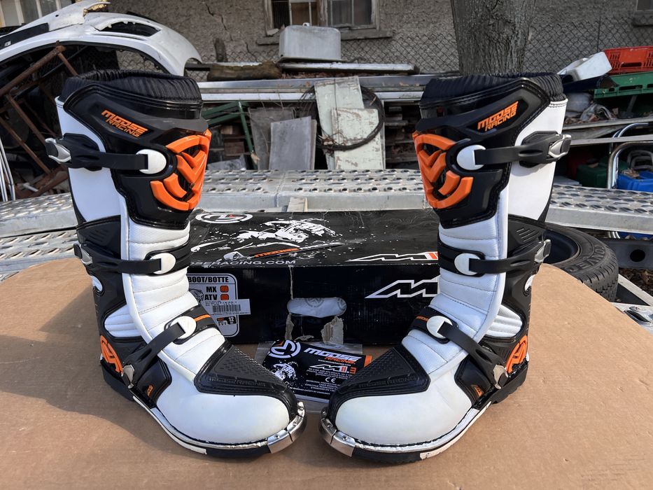 Крос-ендуро ботуши MOOSE номер 46 като нови.