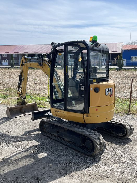 2021 Miniexcavator CAT/CATERPILLAR 302.7 kubota jcb