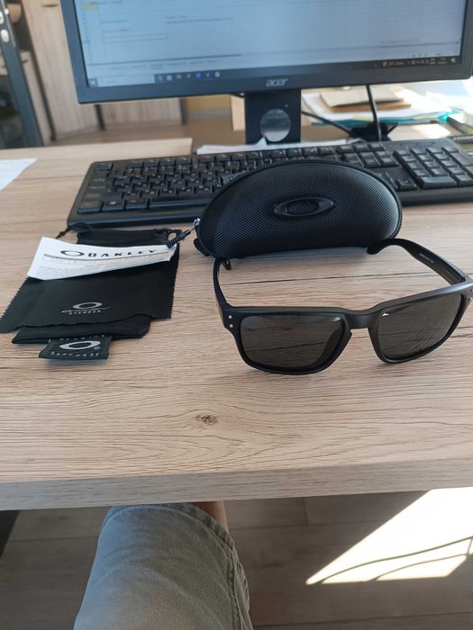 Слънчеви очила Oakley Holbrook ОО9244