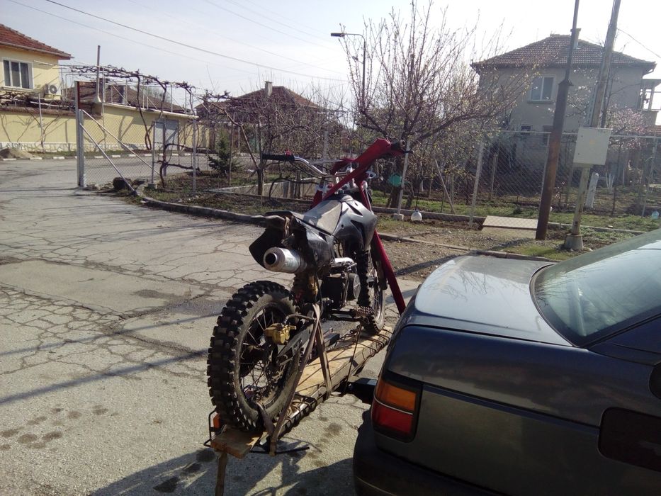 Багажник стойка за велосипеди (колелета) за теглич