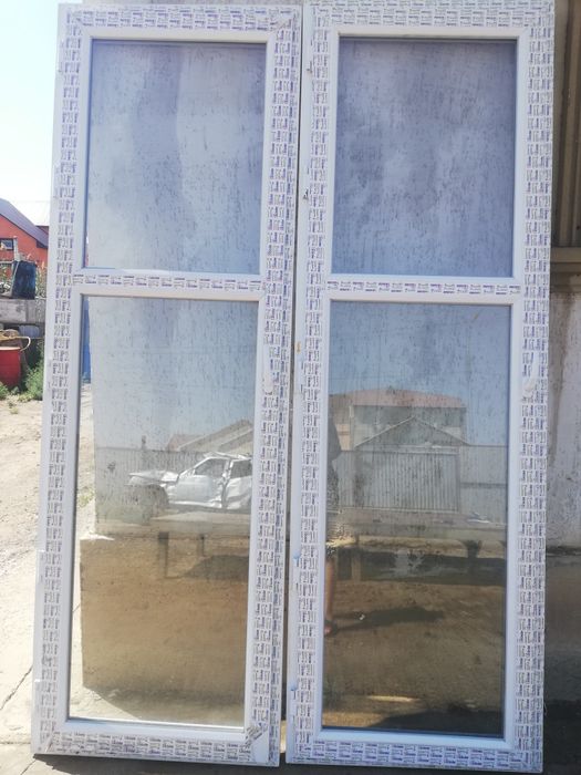 Пластиковая  дверь Grunder