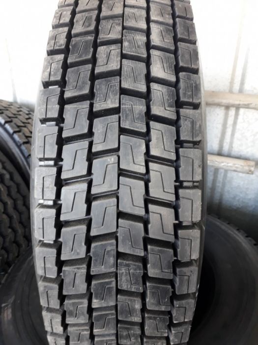 Гуми 215/75/17.5 Нов Регенерат