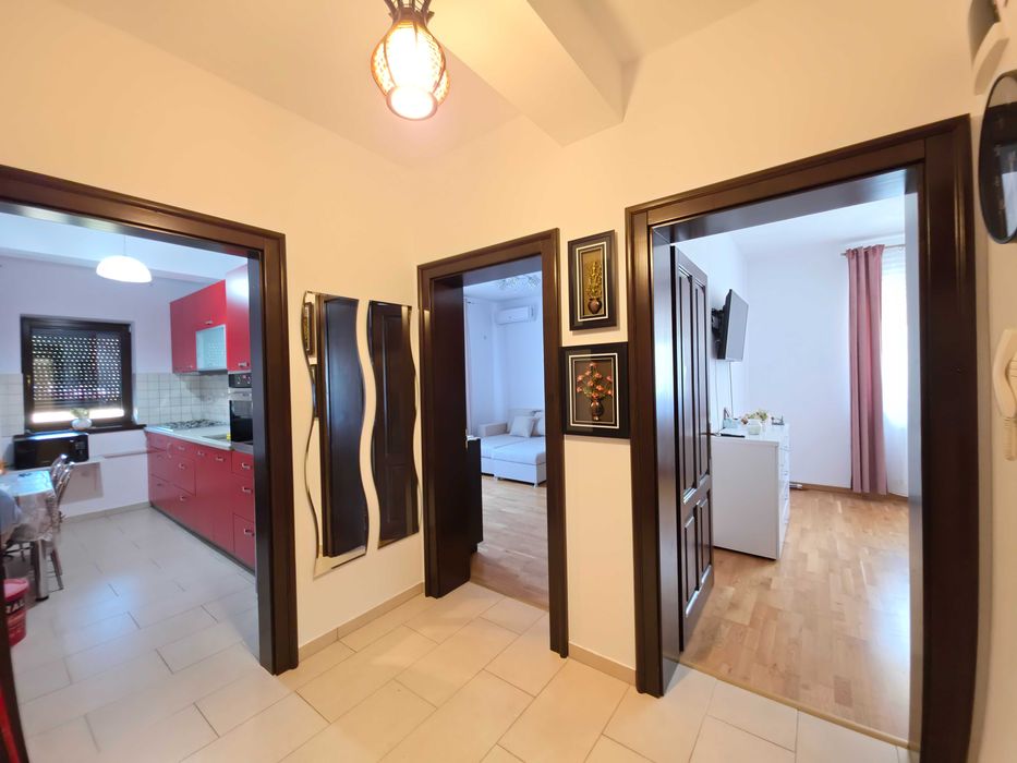 Inchiriez Apartament 2 camere decomandate, Giroc