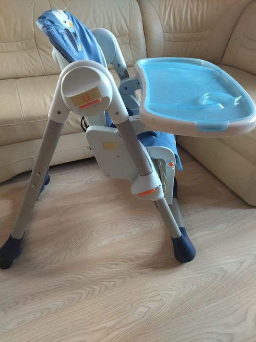 Стул /стол/ для кормления