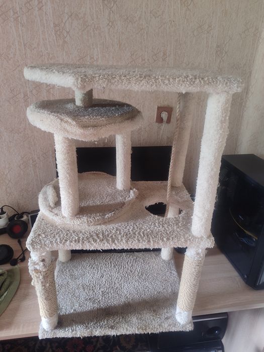 Домик для кошек, когтеческа