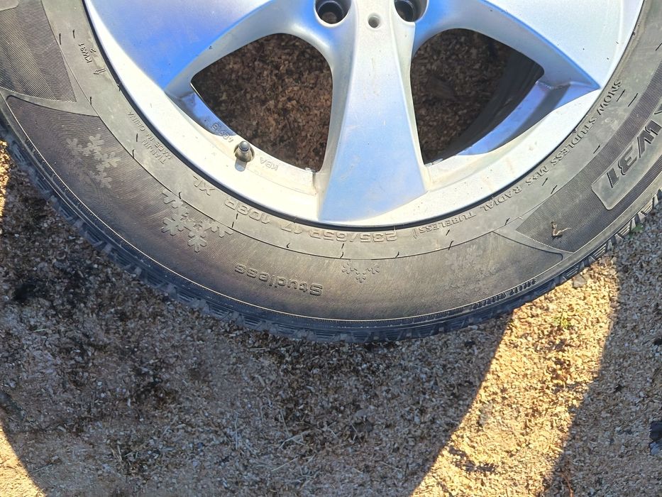 Janta audi Q5  cu cauciuc iarna 235/65/17