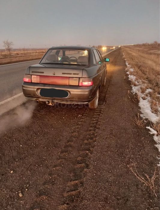 Продам авто ваз 2110