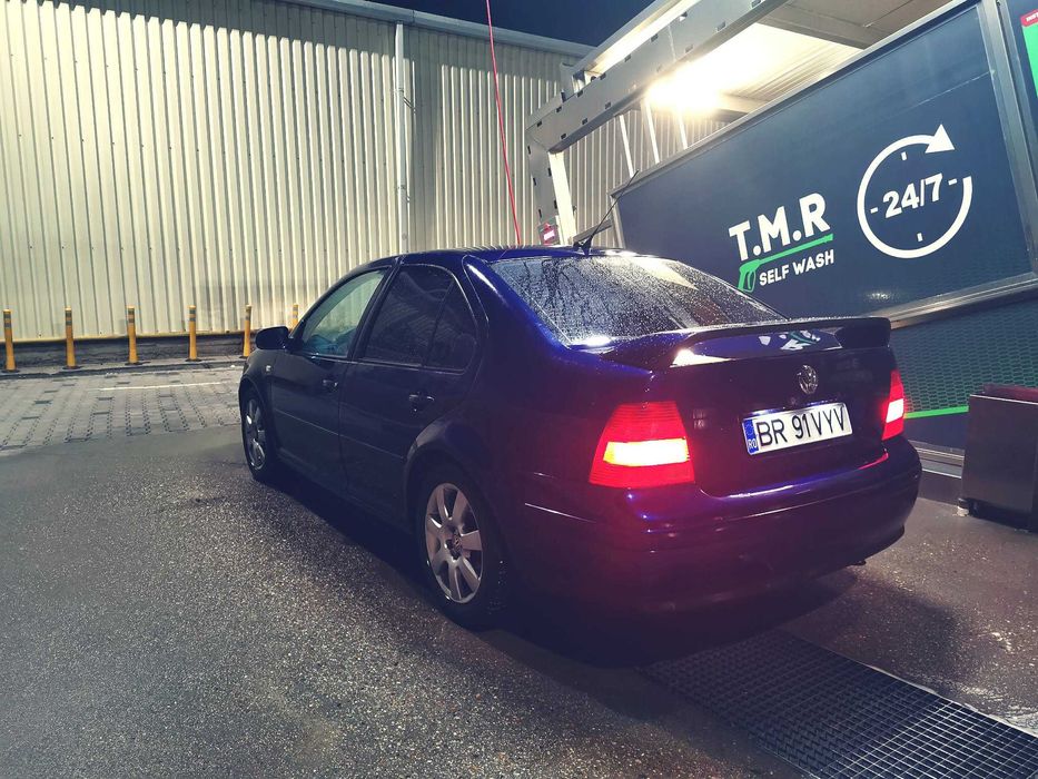 VOLKSWAGEN Bora 2001 — imagine 2