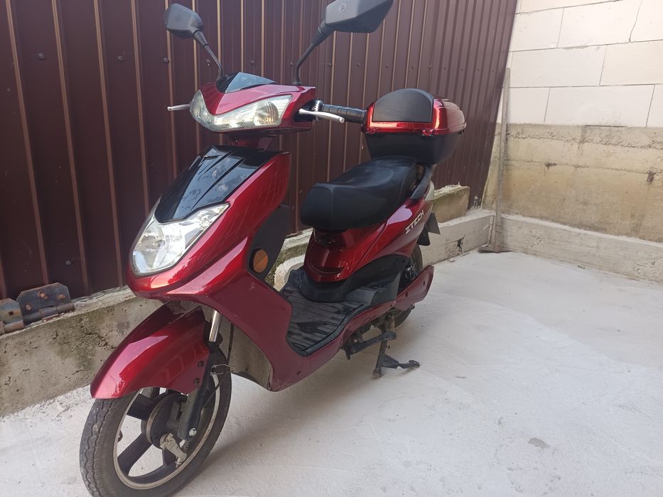 Vând scuter electric Ztech 900w sau dau la schimb cu trotineta electri