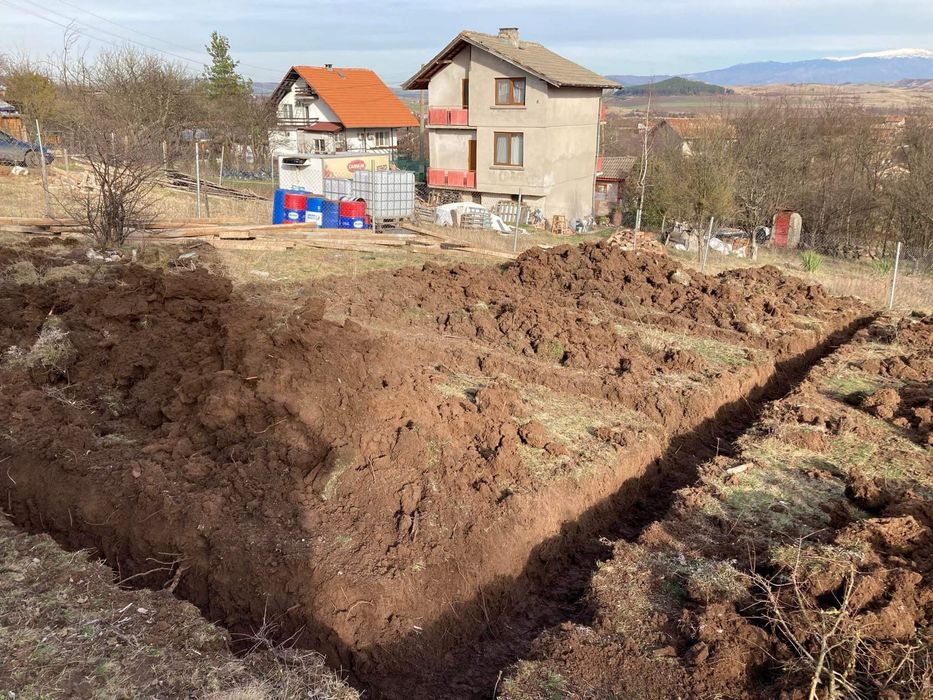 Извозване на отпадъци! Чистене на дворове с мини багер и бобкат!