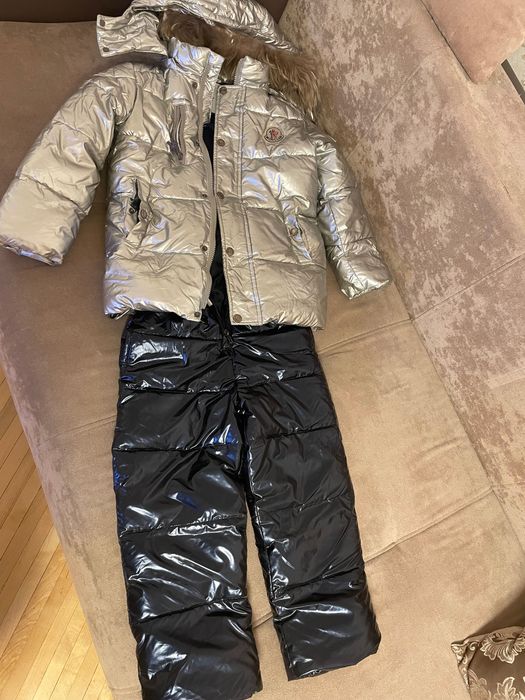 Продам комбинезон на мальчика