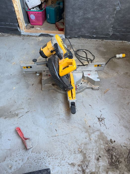 Dewalt DW717XPS-LX 1675W Циркуляр пендула на 110v