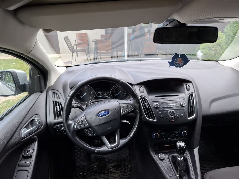 FORD Focus 2015 — imagine 4