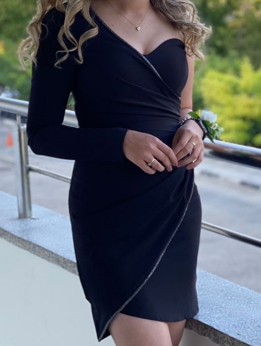 Vand rochie de ocazie