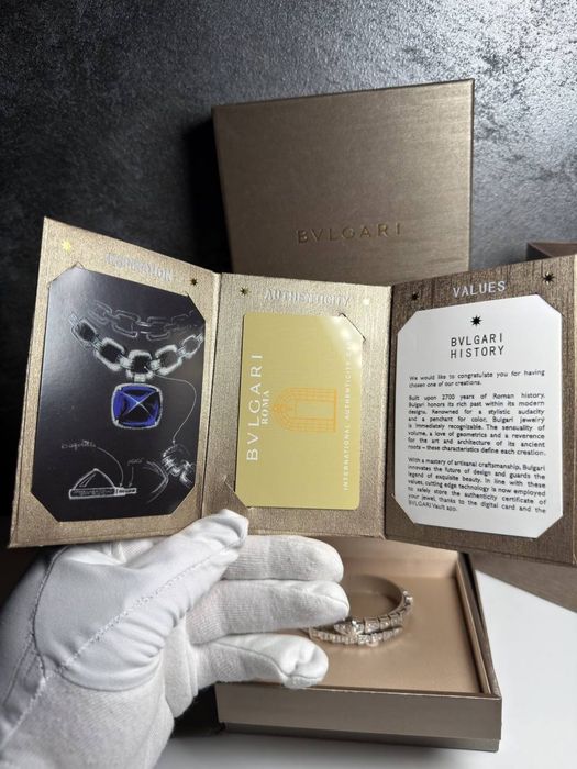 Bulgari Serpenti гривна