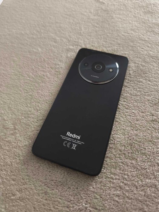 Смартфон/Телефон Xiaomi Redmi/Редми A3, 3GB/64GB - Перфектно състояние! + Протектори и кабел!